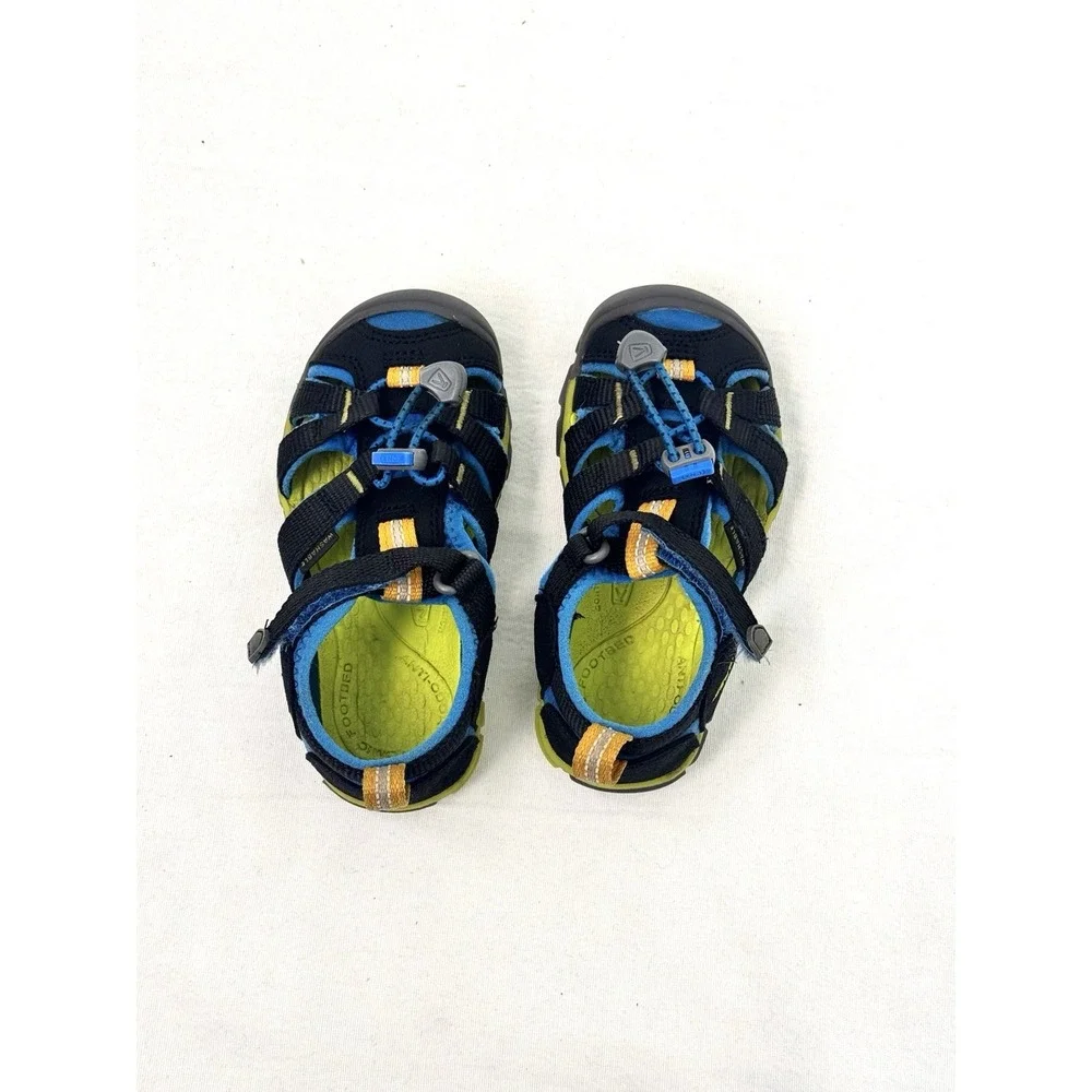 Keen Little Kids' Seacamp II CNX Sandal Waterproof Black Blue Size 9